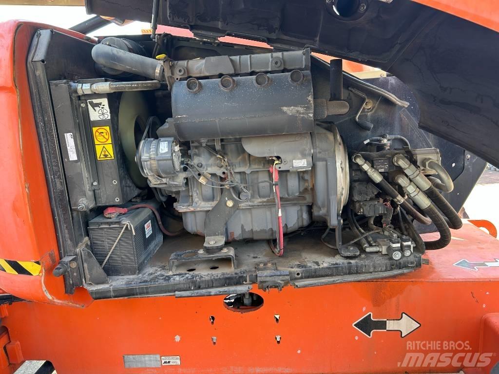 JLG 600 AJ Körüklü personel platformları