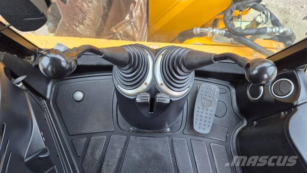JCB 4 CX Kazıcı yükleyiciler - beko loder