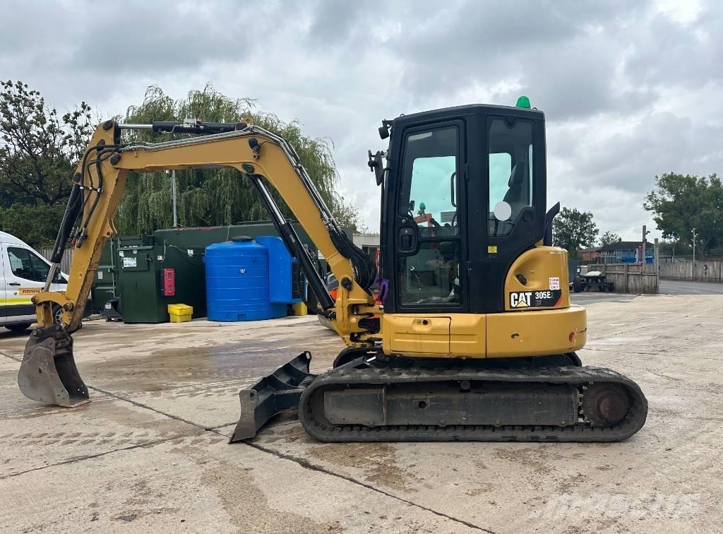 CAT 305 E2 CR Mini ekskavatörler, 7 tona dek
