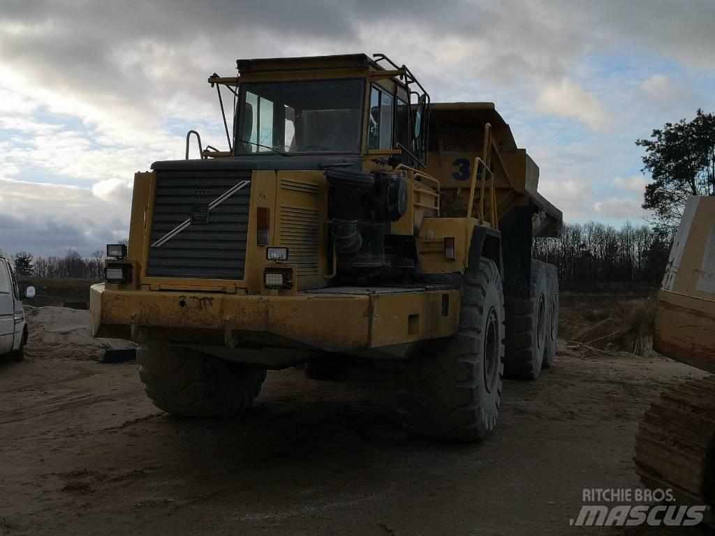 Volvo A 40 Belden kirma kaya kamyonu