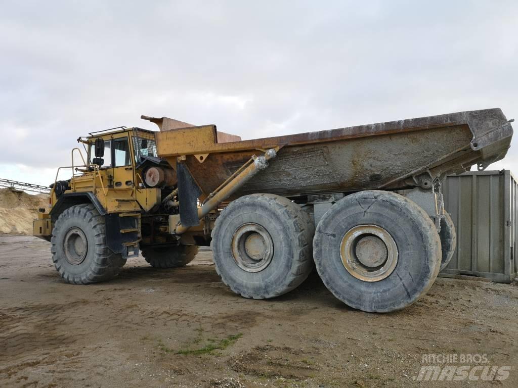 Volvo A 40 Belden kirma kaya kamyonu