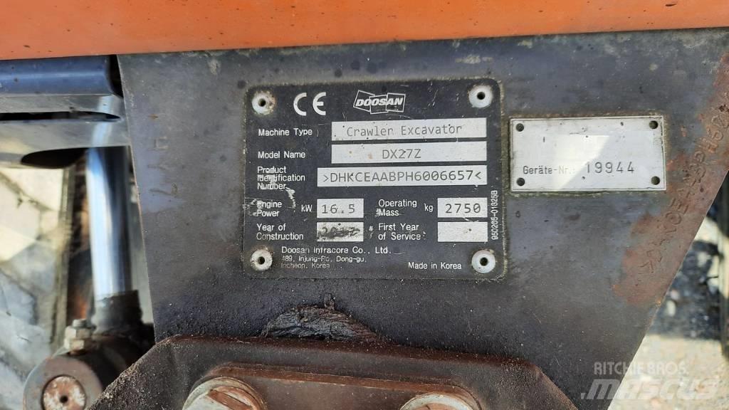 Doosan DX 27 Z Mini ekskavatörler, 7 tona dek