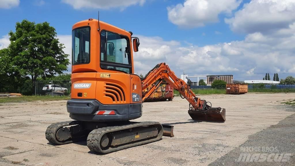 Doosan DX 27 Z Mini ekskavatörler, 7 tona dek