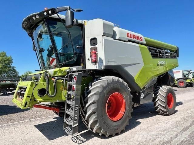 CLAAS LEXION 5400 Biçerdöverler