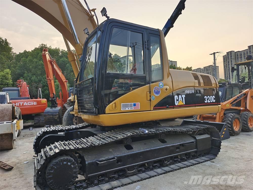 CAT 320CL Paletli ekskavatörler