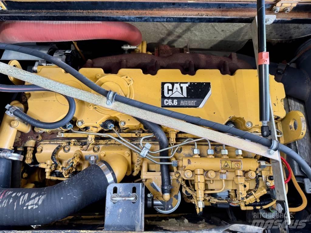 CAT M 318 D Lastik tekerli ekskavatörler