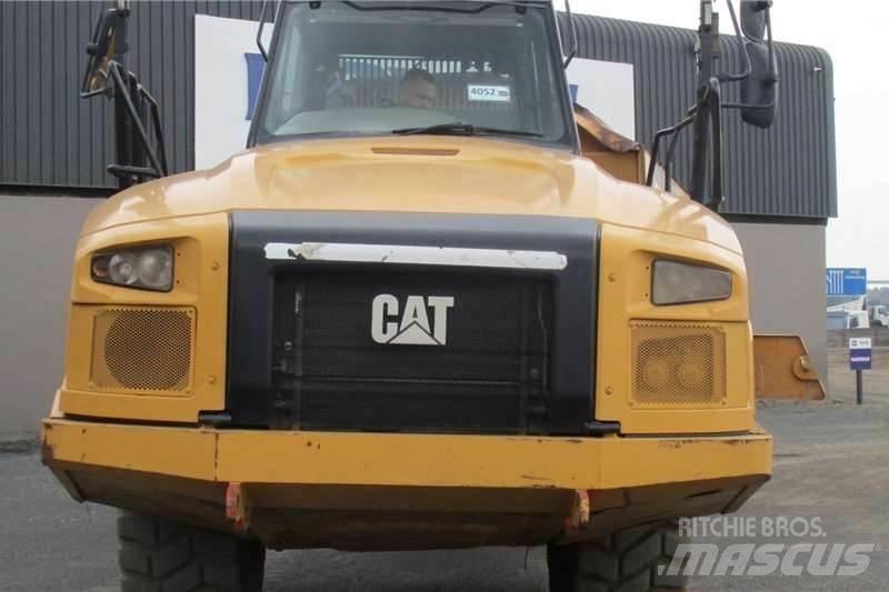 CAT 730C2 Belden kirma kaya kamyonu