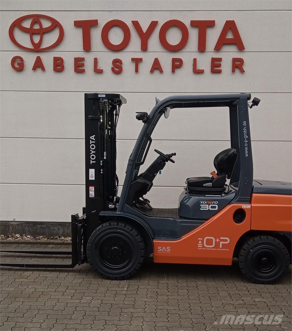 Toyota 52-8FDF30 Dizel forkliftler