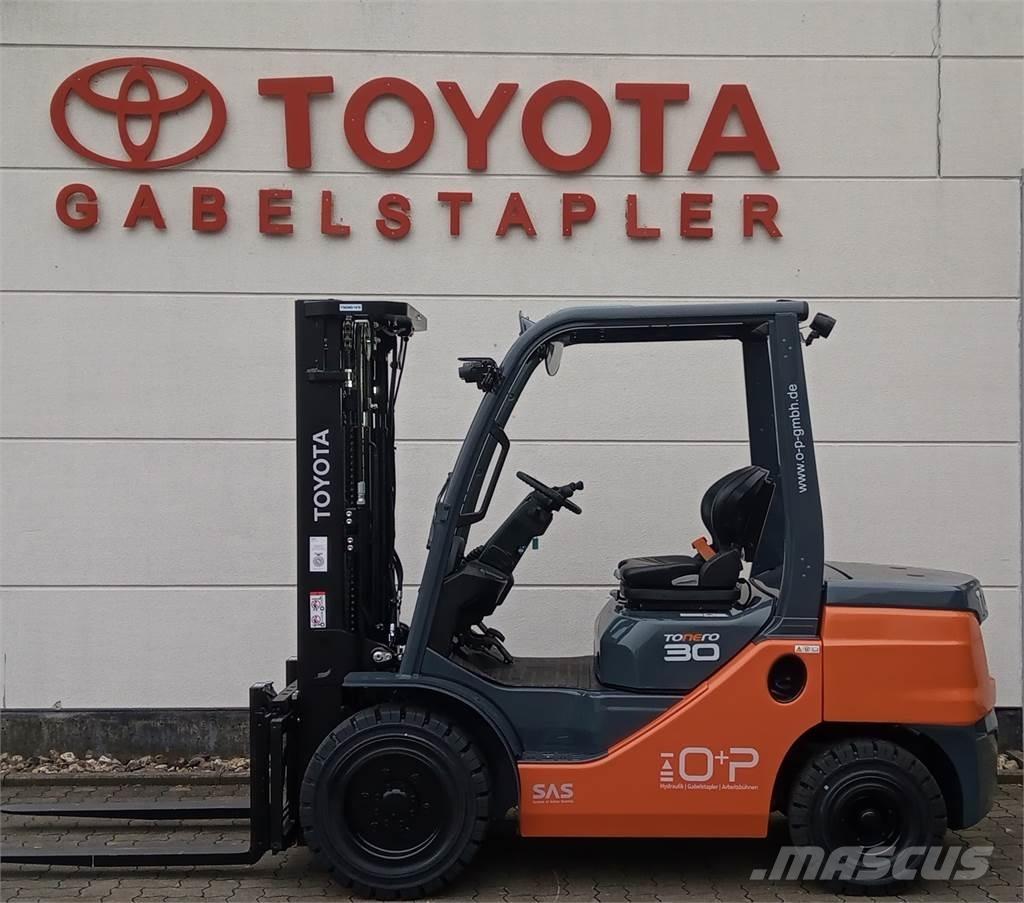 Toyota 52-8FDF30 Dizel forkliftler