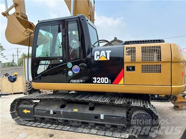 CAT 320 D Paletli ekskavatörler