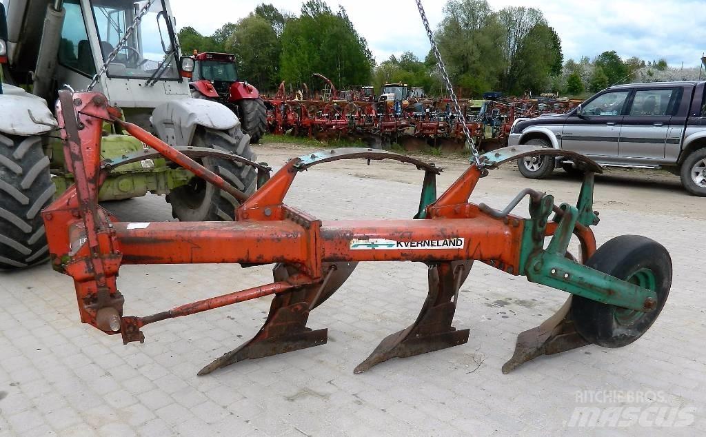 Kverneland 3 Pulluklar