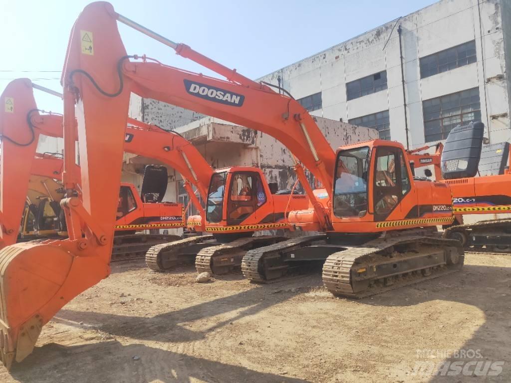 Doosan DH220LC-7 Paletli ekskavatörler