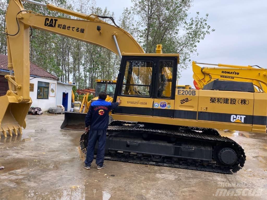 CAT E200B Paletli ekskavatörler