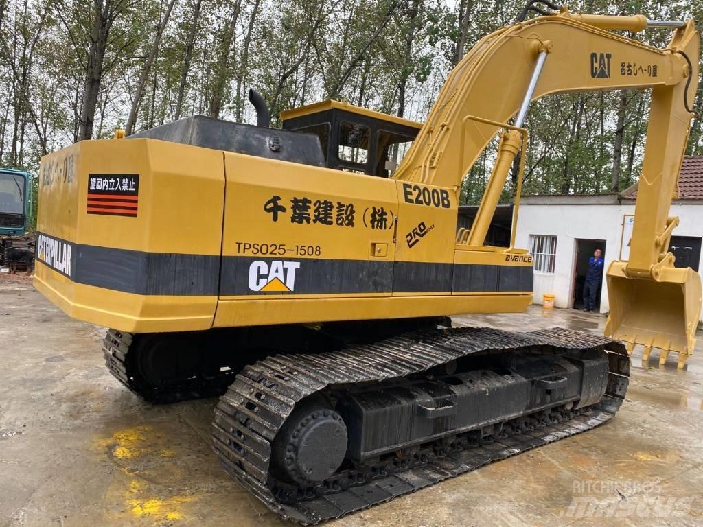 CAT E200B Paletli ekskavatörler