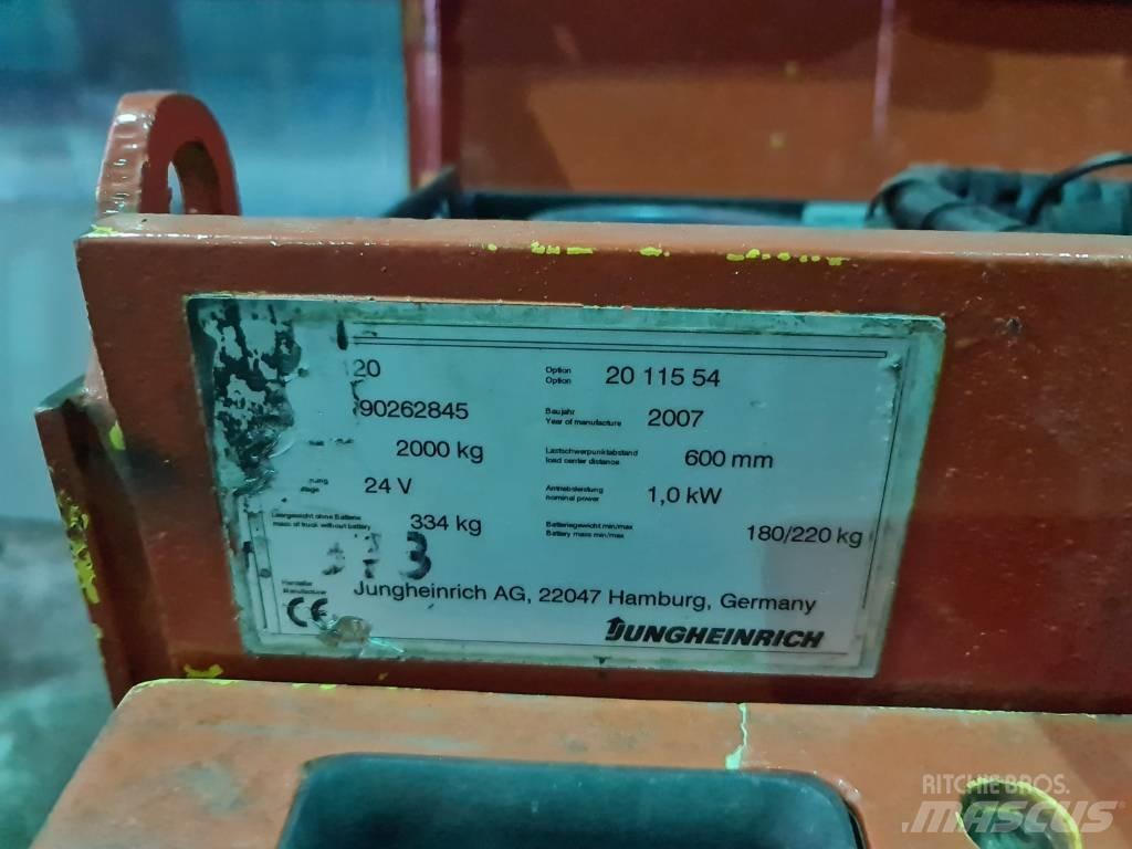 Jungheinrich EJE120 Düsük seviye kaldirici