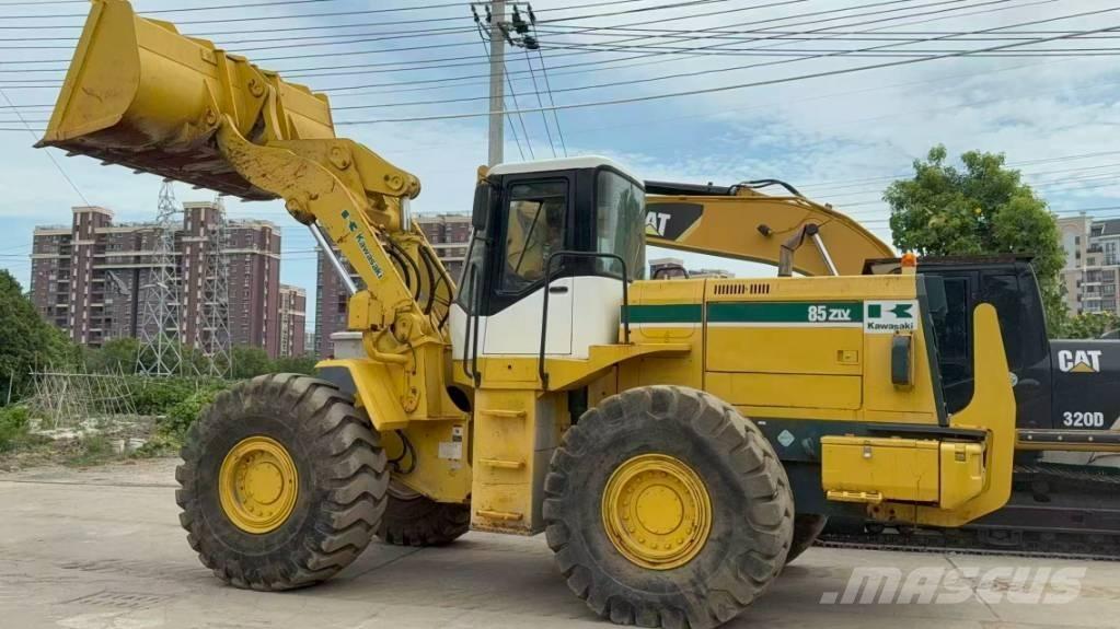 Kawasaki 85 Z Tekerlekli yükleyiciler