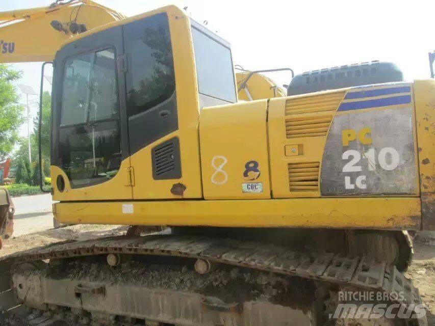 Komatsu PC 210-7 Paletli ekskavatörler