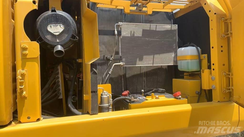 Komatsu PC 160 Paletli ekskavatörler