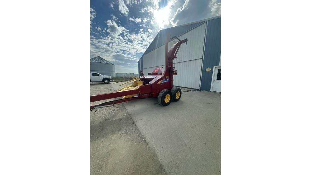 New Holland FP230 Silaj makinasi