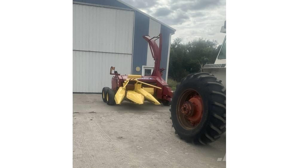 New Holland FP230 Silaj makinasi