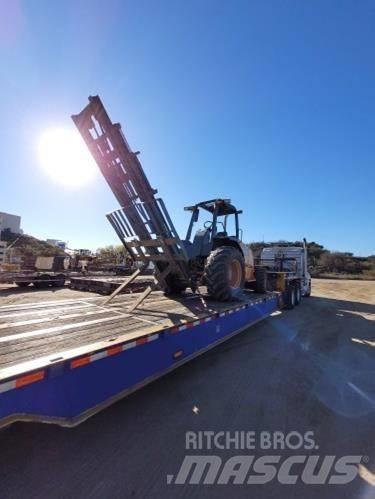 CASE 586H Arazi tipi forklift