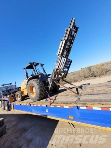 CASE 586H Arazi tipi forklift