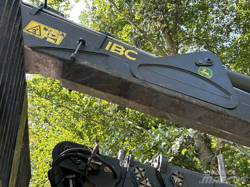 John Deere 1510G Tomruk yükleyici traktörler