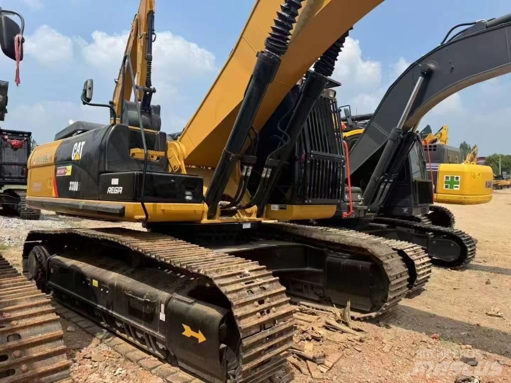 CAT CAT330D2 Paletli ekskavatörler