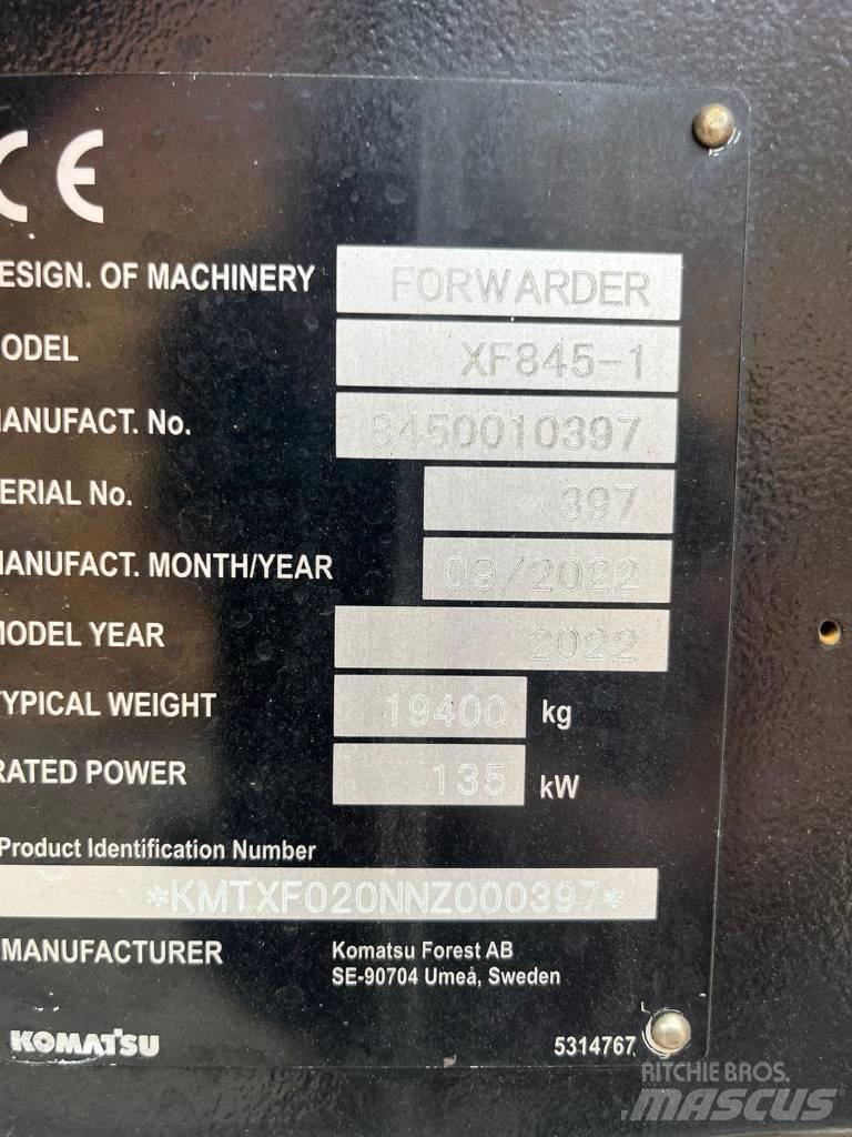 Komatsu 845-1 Tomruk yükleyici traktörler