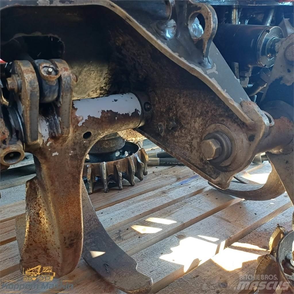 Komatsu C124 Agaç kesme robotlari