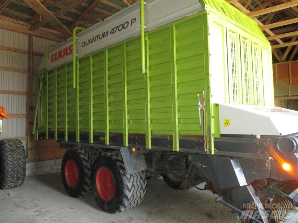 CLAAS Quantum 4700 Kendi yükler römorklar