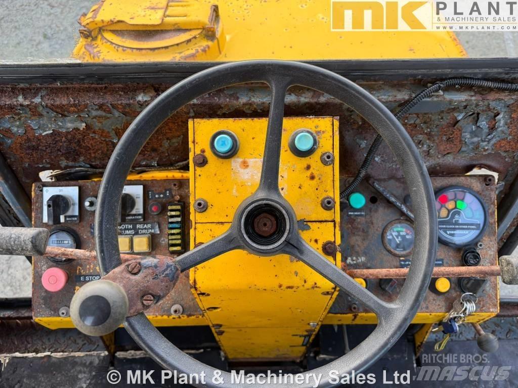 Vibromax W752 Çift tamburlu silindirler