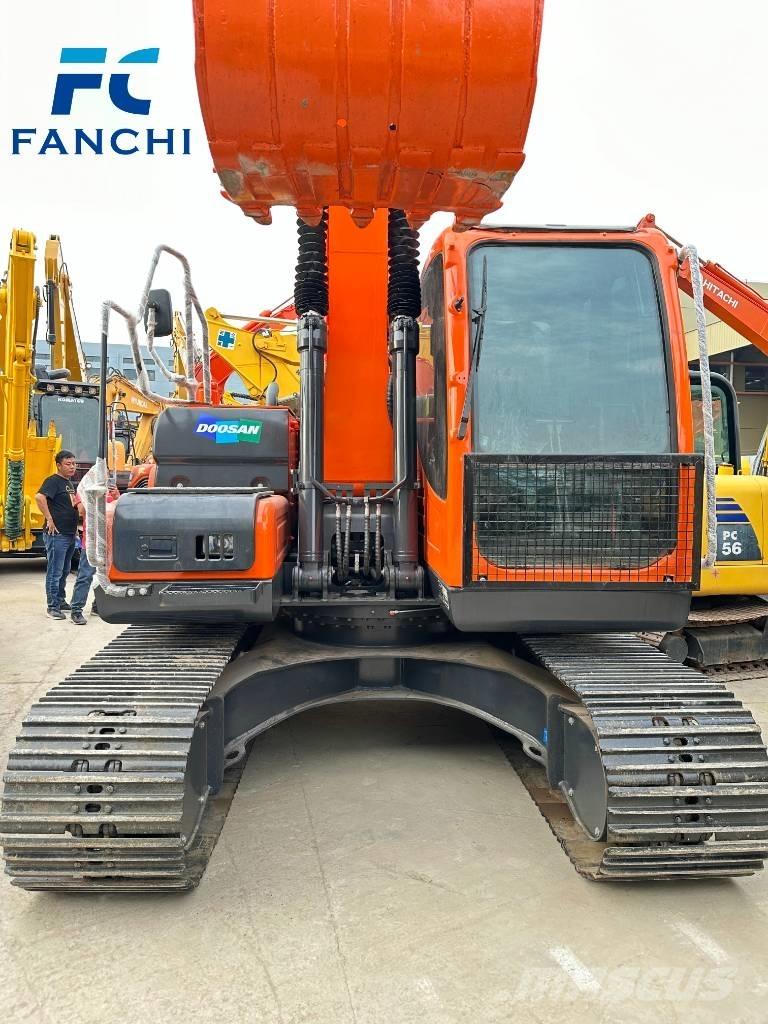 Doosan dx150 Paletli ekskavatörler