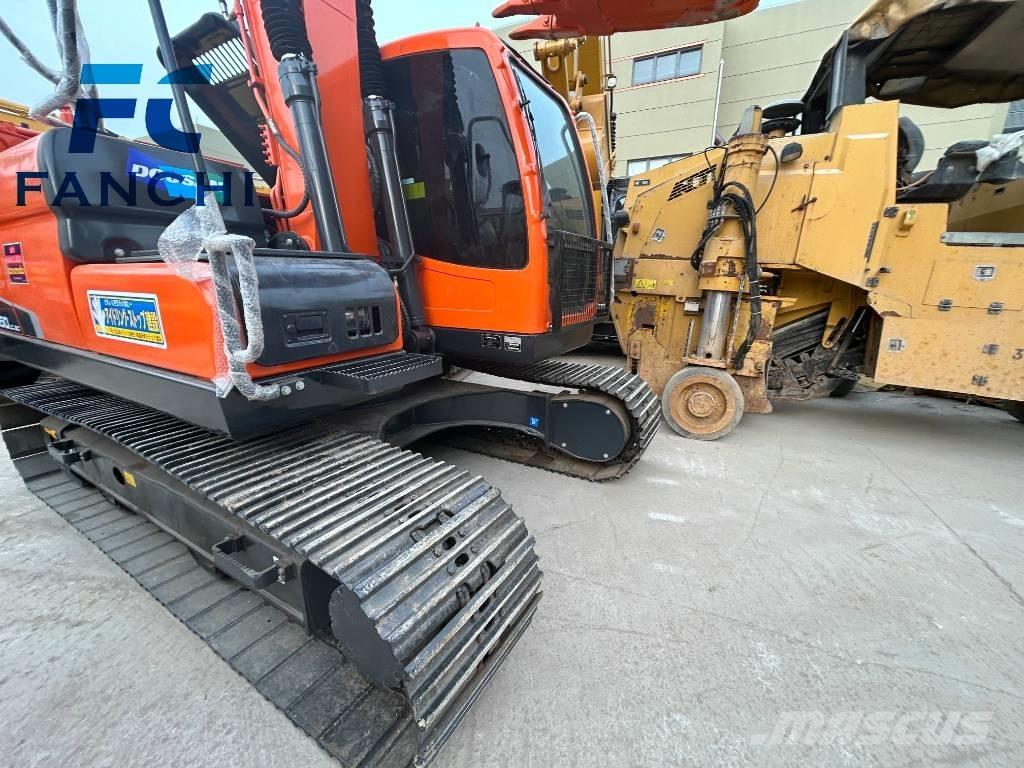 Doosan dx150 Paletli ekskavatörler
