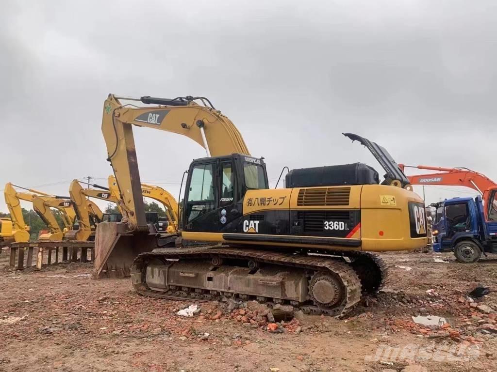 CAT 336 D Paletli ekskavatörler