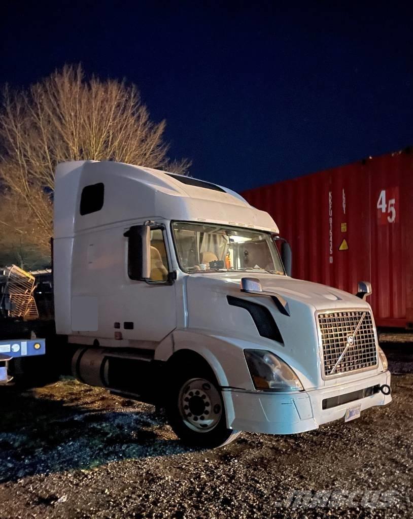 Volvo VNL 42 670 Çekiciler