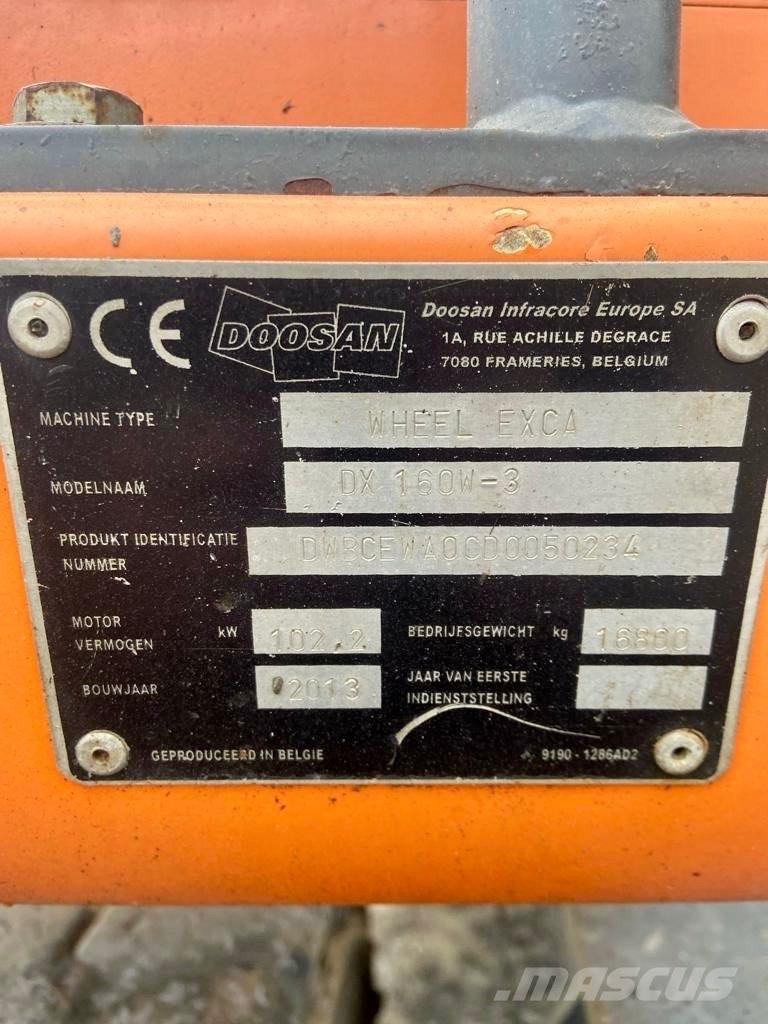 Doosan DX 160 W-3 Lastik tekerli ekskavatörler