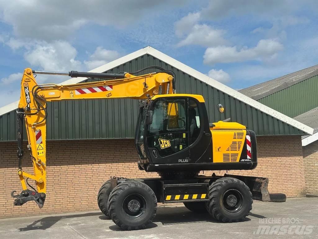 JCB JS145W Lastik tekerli ekskavatörler