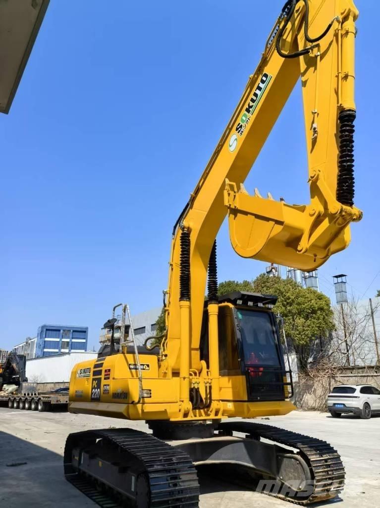 Komatsu PC 220-8 Paletli ekskavatörler