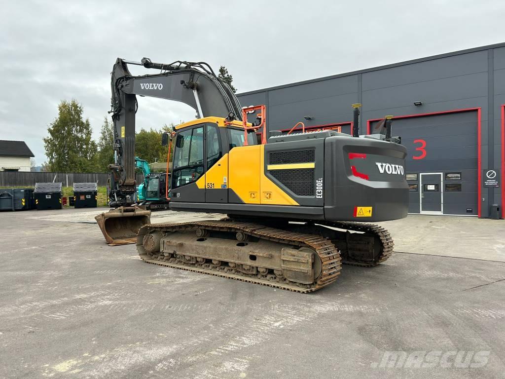 Volvo EC 300 EL Paletli ekskavatörler