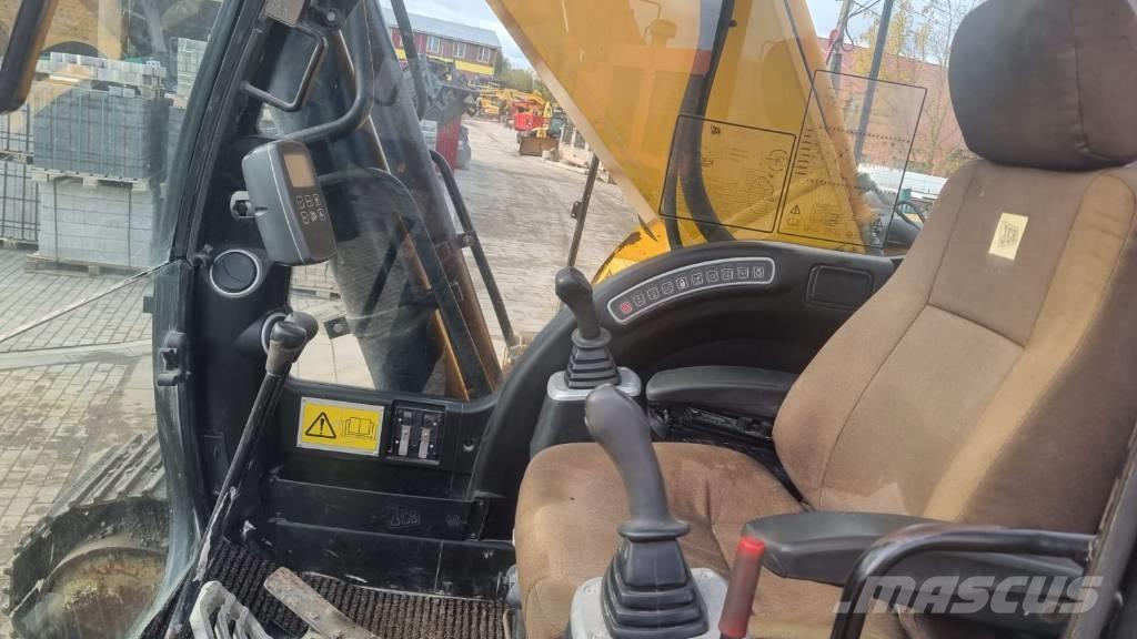 JCB JS 360 NLC Paletli ekskavatörler