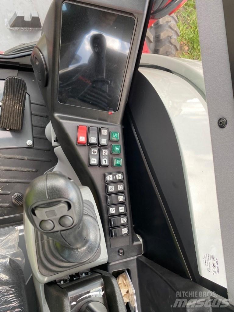 Takeuchi TB295W Lastik tekerli ekskavatörler