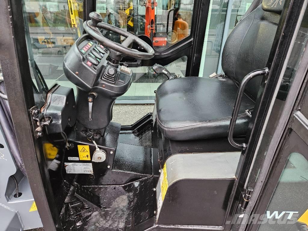 GiANT D 332 SWT Tekerlekli yükleyiciler