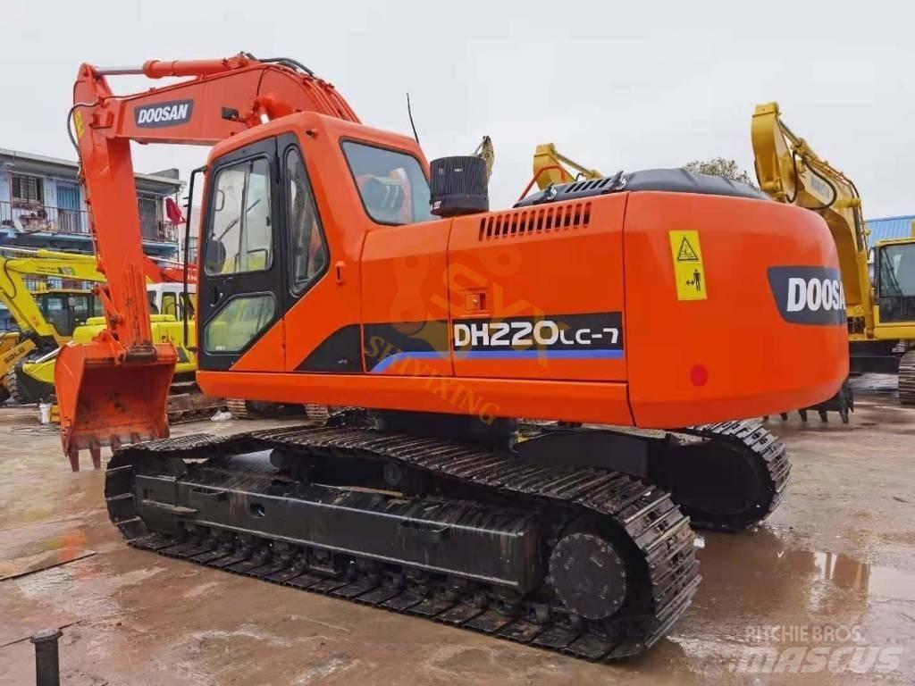 Doosan 220 LC-7 Paletli ekskavatörler