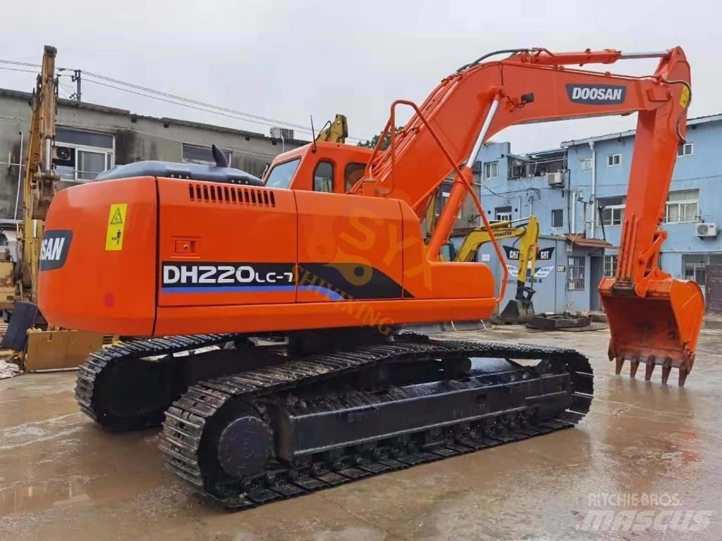 Doosan 220 LC-7 Paletli ekskavatörler