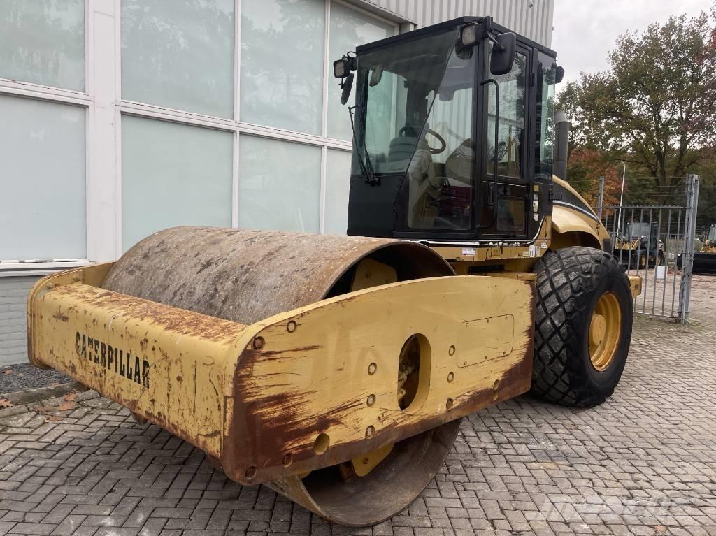CAT CS 573 E       2004 Tek tamburlu silindirler