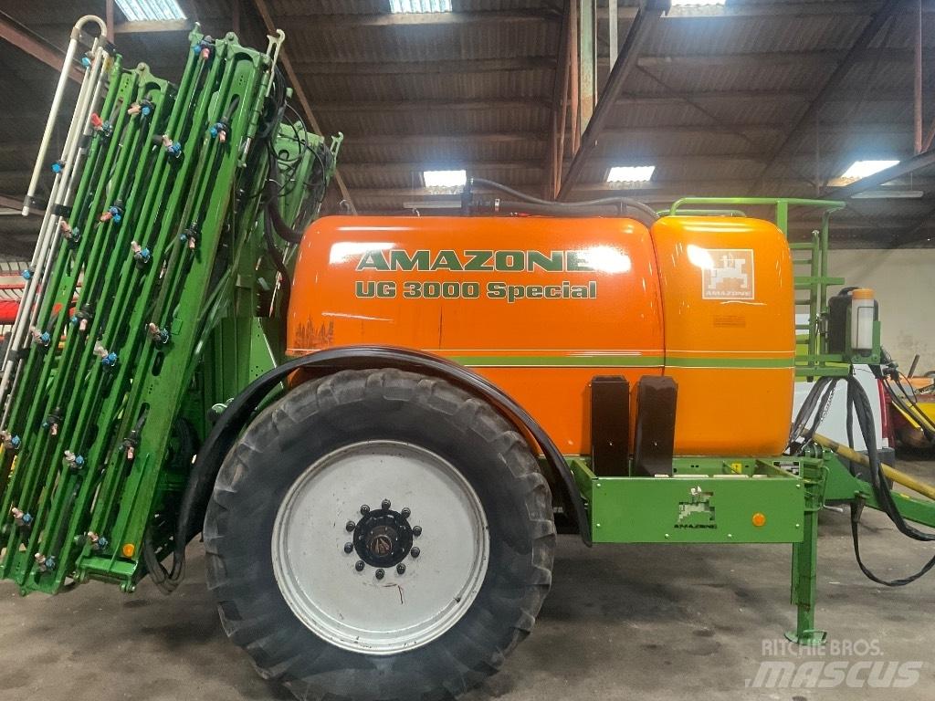 Amazone Ug 3000 Çekilir pülverizatörler