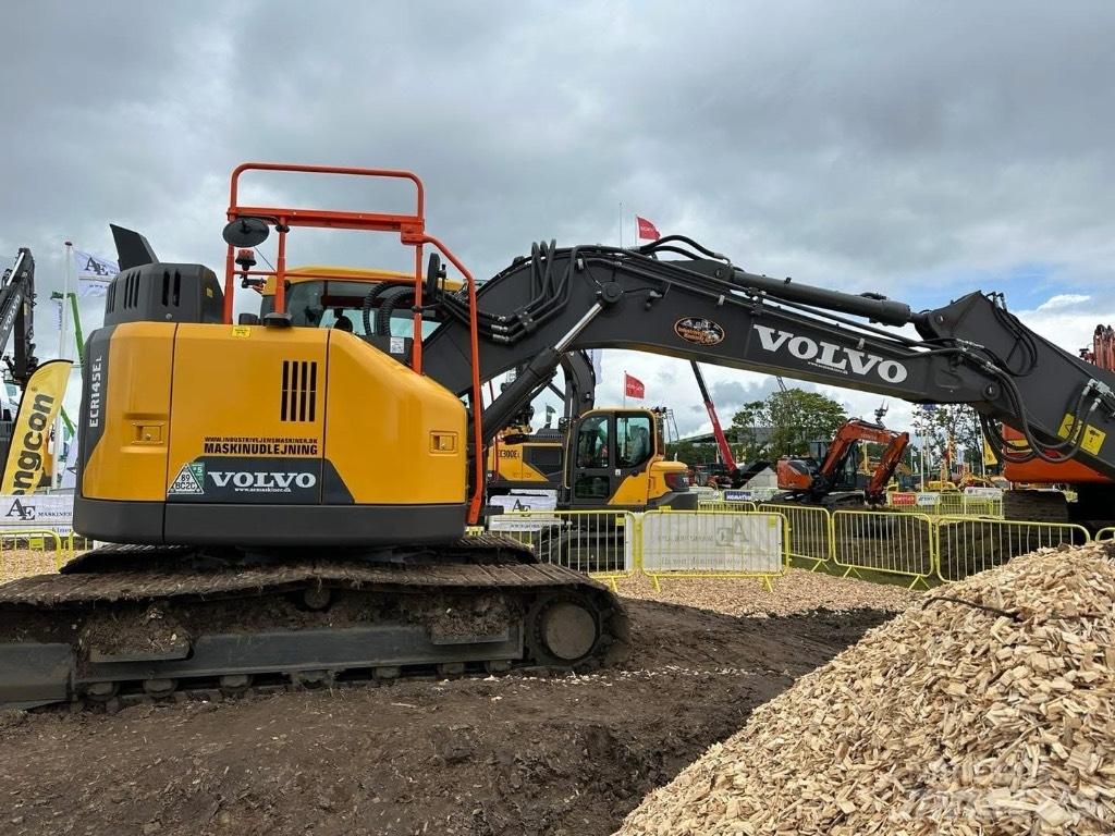 Volvo ECR 145 E Paletli ekskavatörler