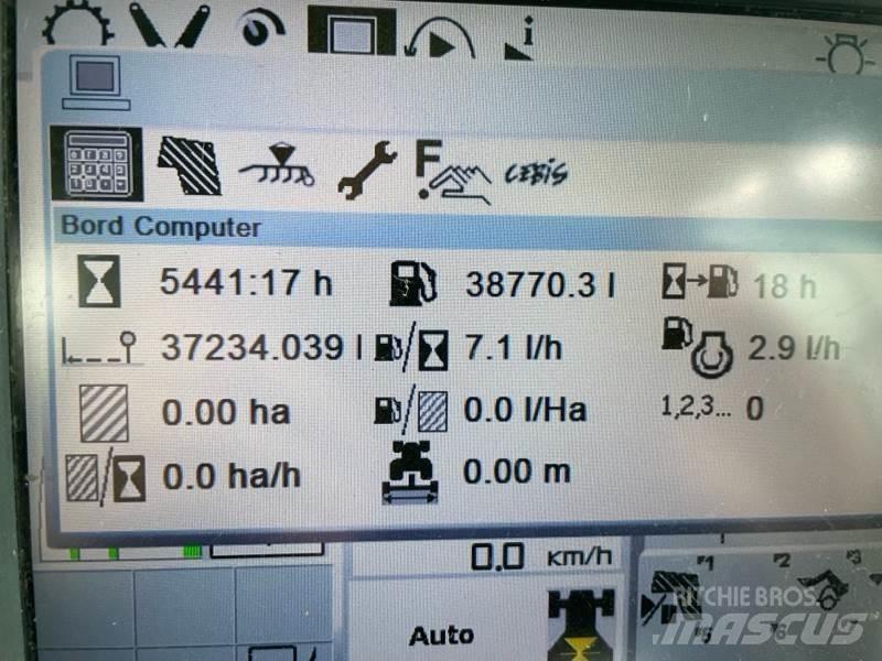CLAAS ARION 550 Traktörler