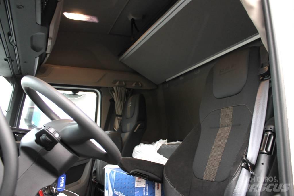 DAF XF530 FAS Römorklar, konteyner